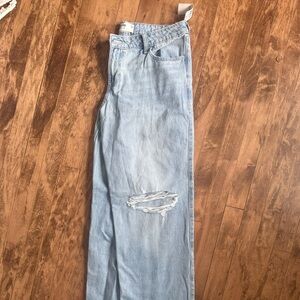 Light Blue woMen's Distressed Jeans
